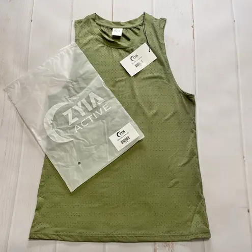 Zyia NWT -  Active - Women’s Olive Chill Top