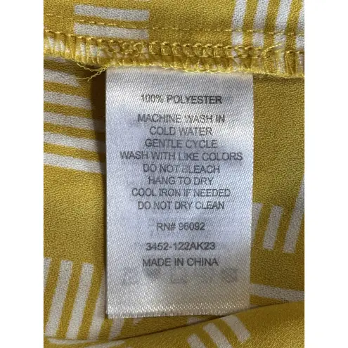 Jasmine & Juliana Yellow/White Geo Blouse Size M Cap Sleeve Chiffon Buttons