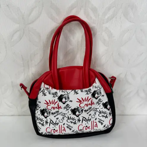 Cruella de Vil Villains Modern Masterpiece Rebel heart Shoulder Bag Red