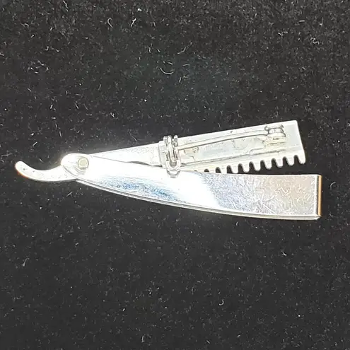 Vtg 1930 Weck Co N.Y. Straight Razor Advertisement Pin 2" Silver
