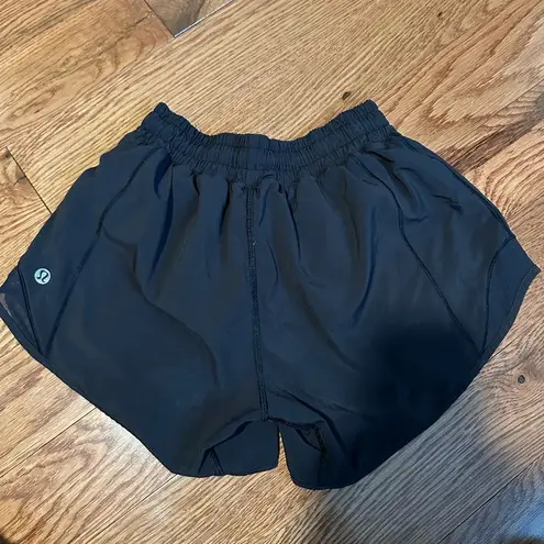 Lululemon  hotty hot short