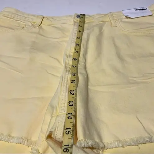 Arizona Jeans NWT Sunny Yellow Denim Cotton Cutoff Jean Shorts Plus Size 23 New