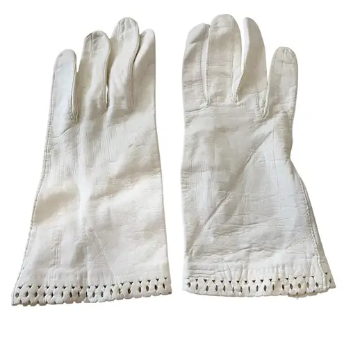 None VINTAGE White Gloves Leather Pair Made in Italy Fabric Pair Womens