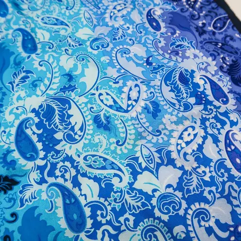 Oscar de la Renta Vintage Paisley Silk Scarf