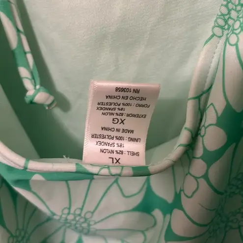 Green one piece swimsuit Size undefined