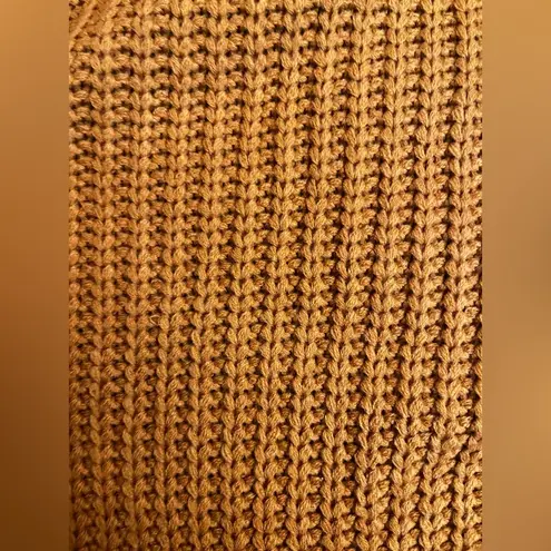 Blu B tan fringe arm sweater nwot Size M