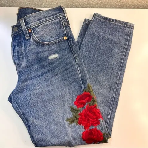 Levi's  501 Tapered Rose Embroidered Cropped Jeans‎ Size 24