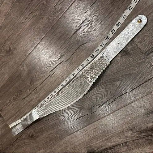 Vintage Charles Jourdan Belt Women's Silver Tone Metallic Leather Made France M Gray