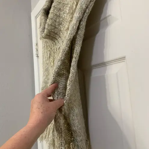 Vintage American Jeans Knitted Beige Fringe Oversized Large Vest. 2725 White