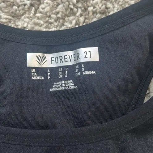 Forever 21 black sports bra size small