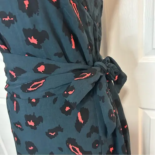 Angashion Animal Print Wrap Dress