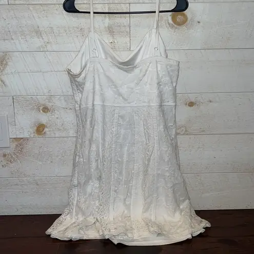 Suzy Shier  Women’s White Lace Sleeveless Fit & Flare Dress Size XL