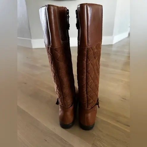 Isaac Mizrahi Cognac Brown Quilted Leather Riding Boots women’s size 9W wide