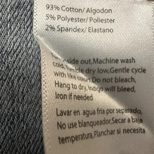 Risen Jeans Women’s 5/27 Light Wash Crossover Waist Crop Denim Capri Acid Wash Blue