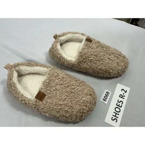 Womans Athmile Slipon Slippers 11