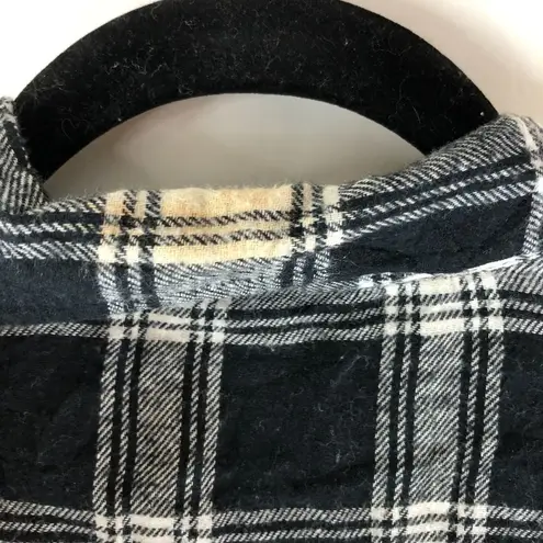 Charlie Paige Womens Flannel Shirt Tunic Plaid Pockets Black White S