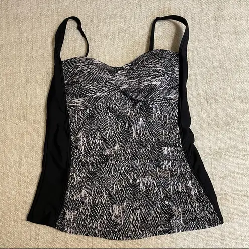 Mazu Swim Women’s Tankini Top Black Size 8