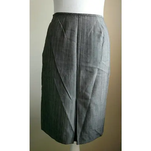 Anne Klein  Pinstripe Skirt - Size 4 - GUC