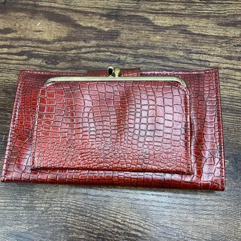 New Vintage 70's Rolfs Ladies Red Secretariat Leather Wallet With Check Book