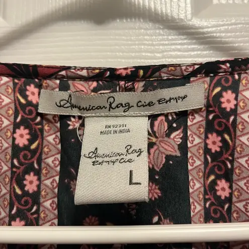 American Rag  Cie w/pockets 
Multicolor Floral dress Size L. Fall Wedding