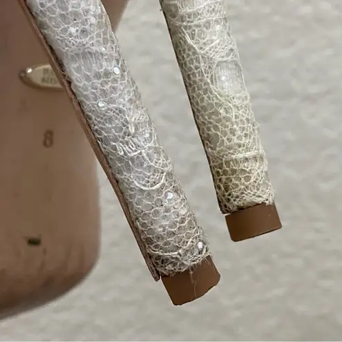 Badgley Mischka “Lola” d’Orsay Pumps White/Silver Lace Wedding Heels Size 8