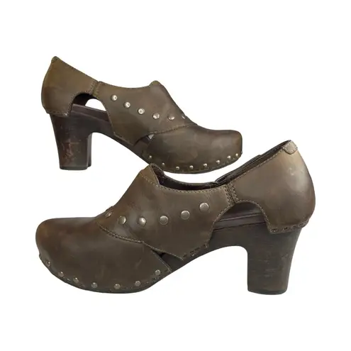 Dansko Becca Brown Leather Studded Heeled Clogs Women’s 40 US 9.5–10 Shoes