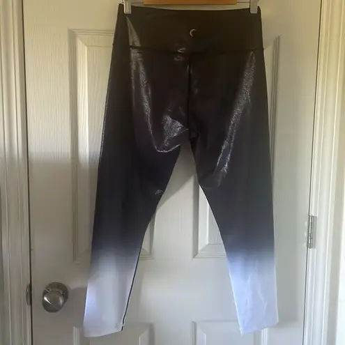 Zyia Black Metallic Ombre Light n Tight Hi-Rise 7/8 Legging Size 12