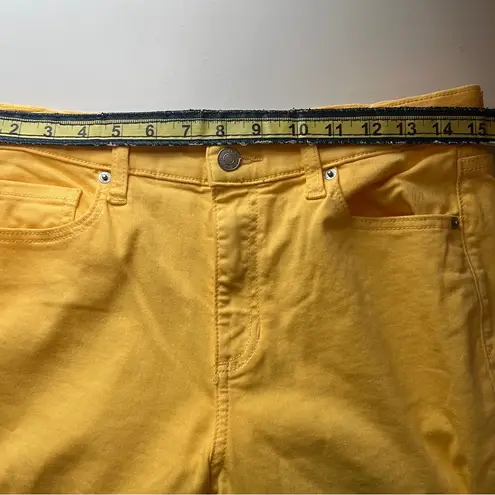 Sunny Yellow Cropped Jeans for Women Size 29