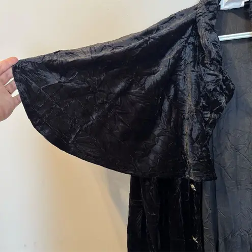 Vintage California Costumes Heavy Black Velvet Coat with Cape Size L Size L