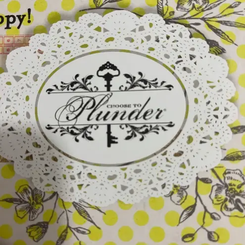 Plunder Pineapple Necklace and Earring set