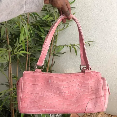 2000s Pink crocodile print faux leather shoulder baguette hand bag purse #fairycore