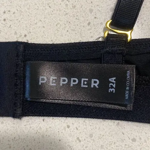 Pepper Bra size 32A Black