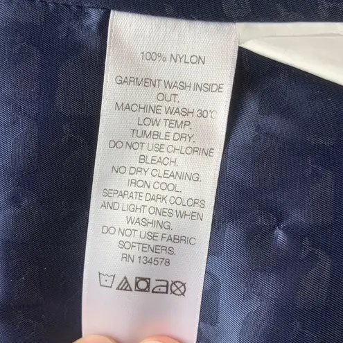  | Vineyard Vines Women's quilted vest