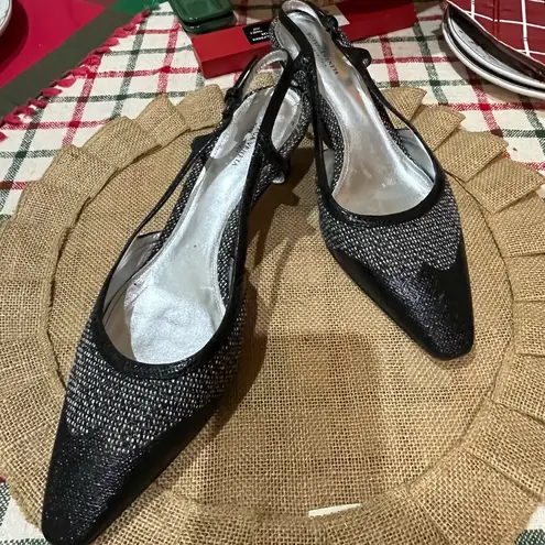 Bottega Veneta  Slingback Woven  Heels Sz Eur 40 US 9-9.5 Kitten Heel Designer