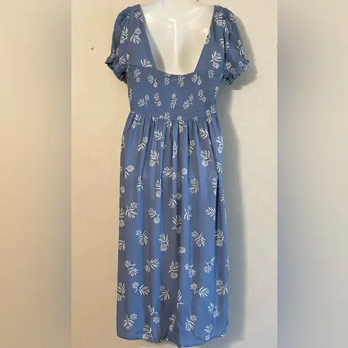 Billabong  Love Letters

Floral Midi Dress Blue Floral Midi Dress