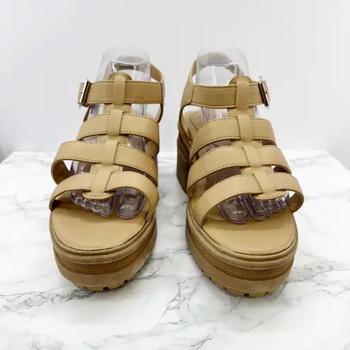 ASOS  DESIGN Highway Chunky Mid Heeled Sandals‎ Beige US 9