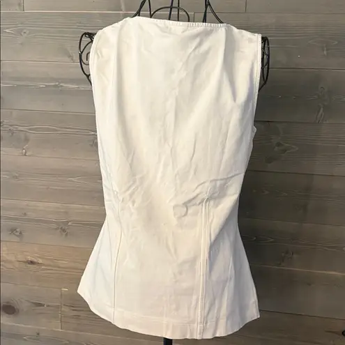 Nic+Zoe cream sleeveless pleated top