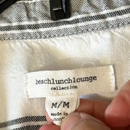 BEACH LUNCH LOUNGE Grey & White Stripe Button Front Top Size Medium