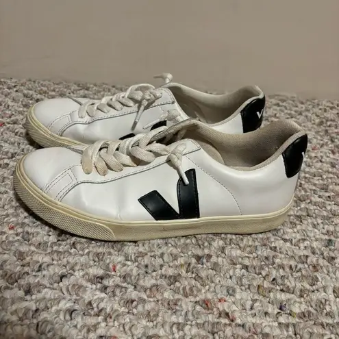 VEJA Esplar Logo Leather Low-Top Sneakers White Black- Size 36 (5)