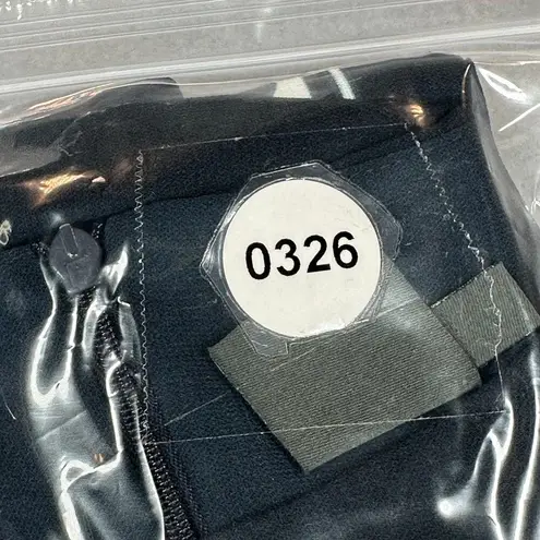 Gabby Skye Size 8 Womens Dress