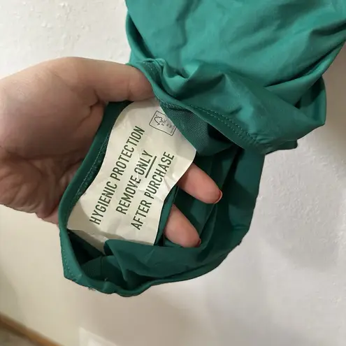 NEW Nip Tuck Swim Eva One