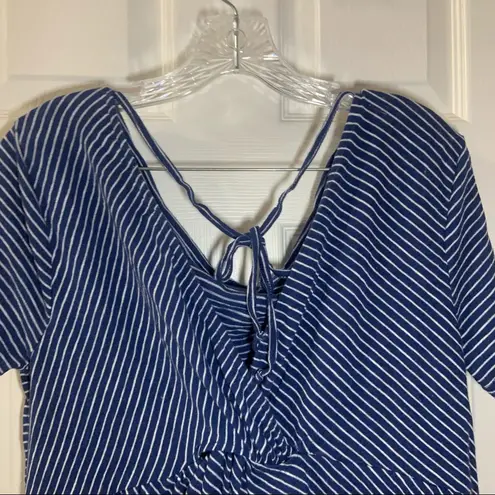Thyme + Honey Blue Striped Short Sleeve V Back Top XL