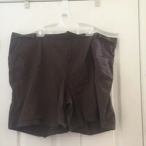 Lane Bryant Ladies  shorts 28