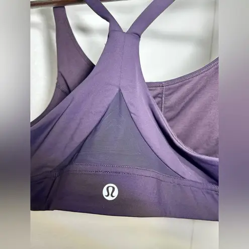 Lululemon  Sports Bra Dark Grey. Size 10
Never worn. Offers welcome!