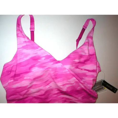 Under Armour NWT Womens Studio Lux  New XS Top Bra Pink Camo Yoga Pilates Barre