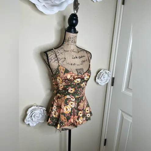 Lily White Spaghetti Straps Open Back Green Floral Peplum Tank Top Sz M