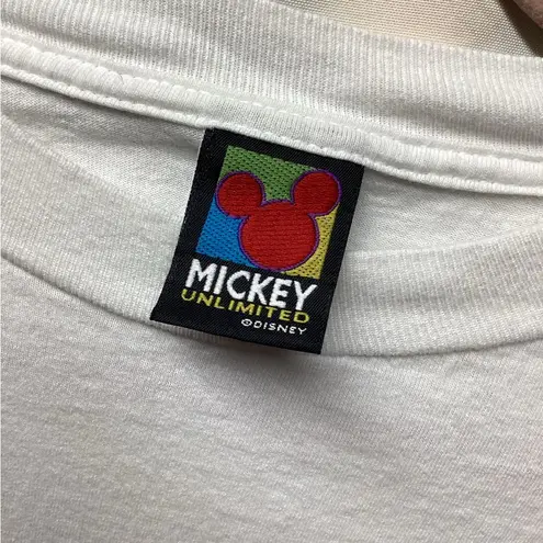 Vintage Embroidered Mickey crewneck T