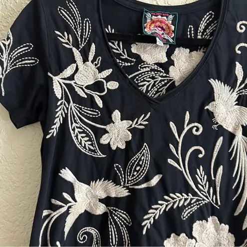 Johnny Was Frankie Everyday Tee Black White Cotton Embroidery V-Neck Size Small
