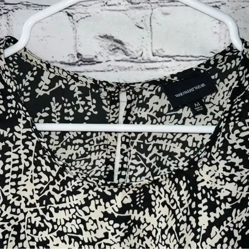 Who What Wear  Black and Cream Print Sleeveless Blouse Size‎ Medium
