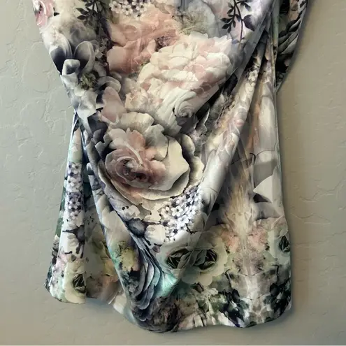 Ripe a pea in the pod maternity floral off the shoulder dress size medium White